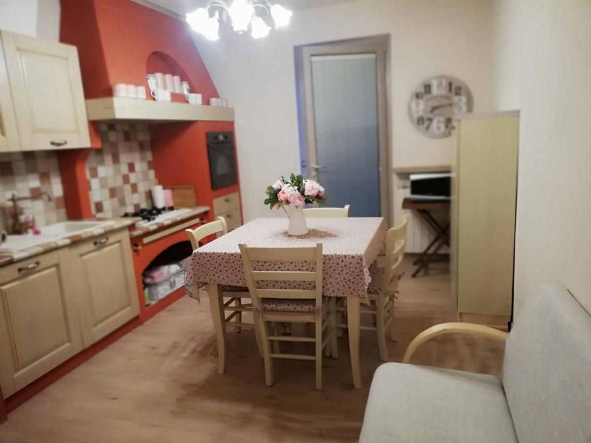 Villa A Schiera 6 Giardino Box Auto Saluzzo Kültér fotó